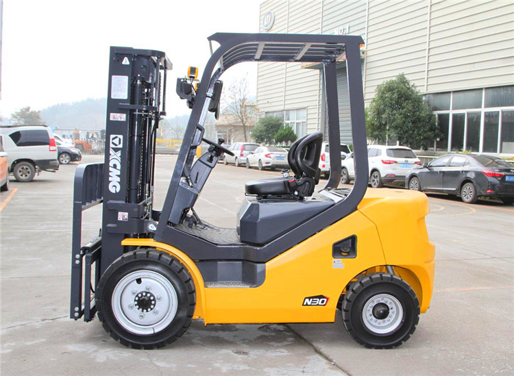 XCMG official manufacturer 3 ton diesel forklift FD30T china brand forklifts price